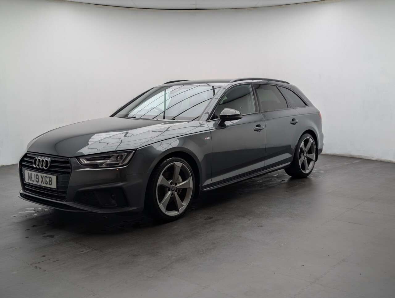 2019 AUDI A4 AVANT 2019 AUDI A4 AVANT