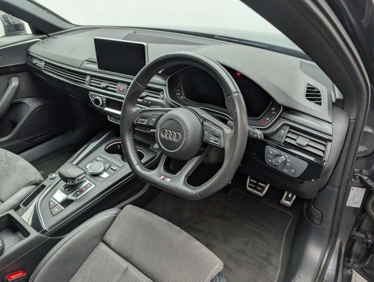 2019 AUDI A4 AVANT 2019 AUDI A4 AVANT