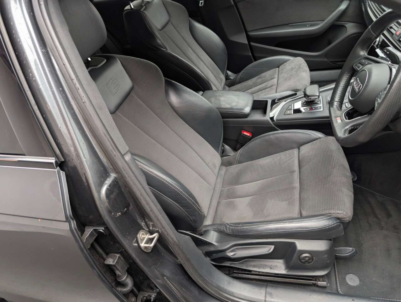 2019 AUDI A4 AVANT 2019 AUDI A4 AVANT