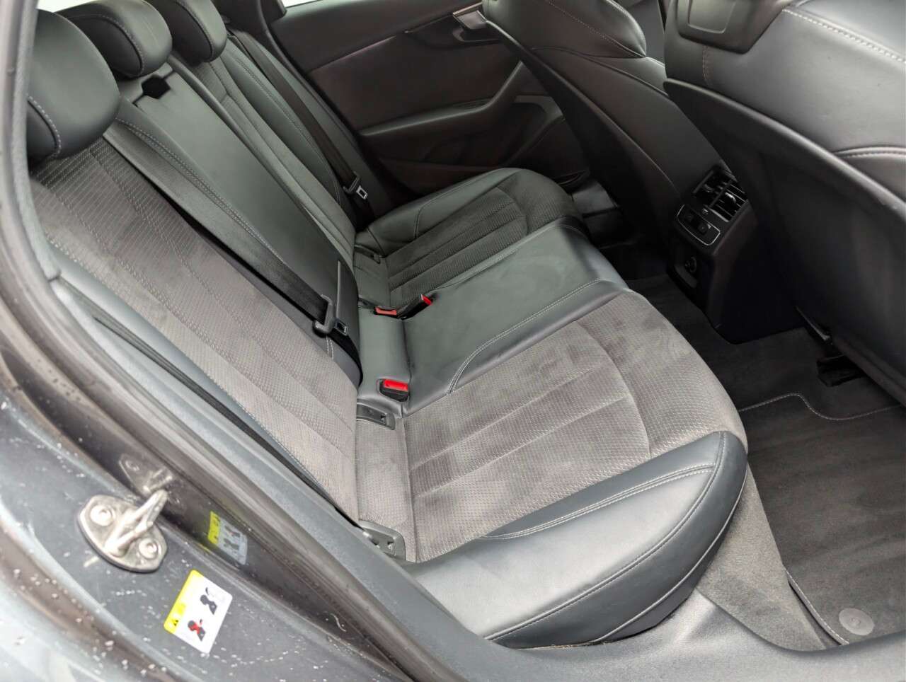 2019 AUDI A4 AVANT 2019 AUDI A4 AVANT