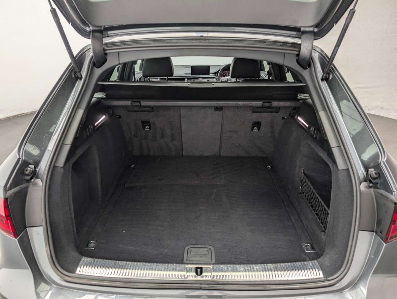 2019 AUDI A4 AVANT 2019 AUDI A4 AVANT