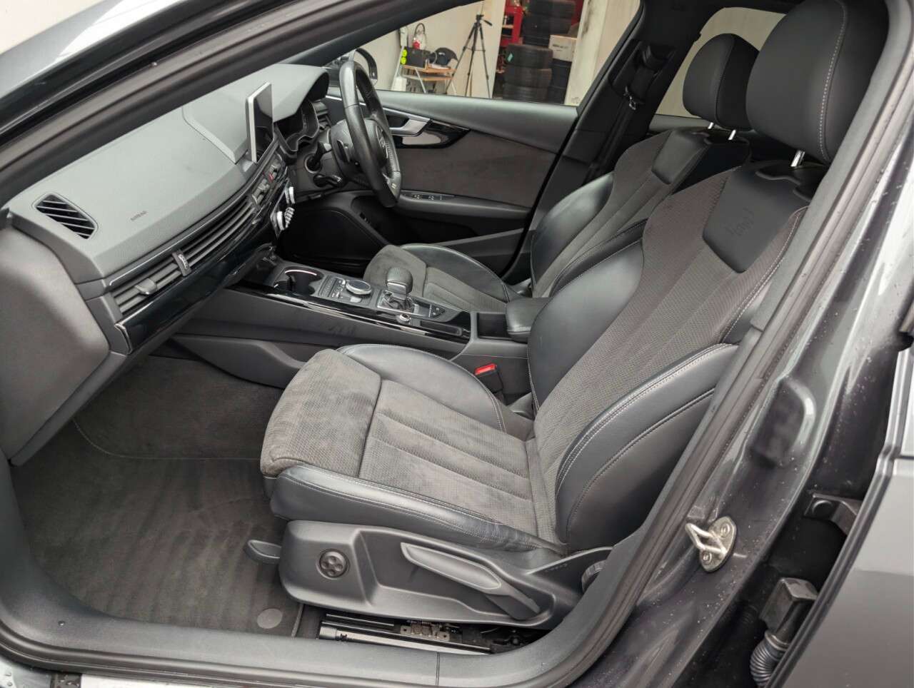 2019 AUDI A4 AVANT 2019 AUDI A4 AVANT