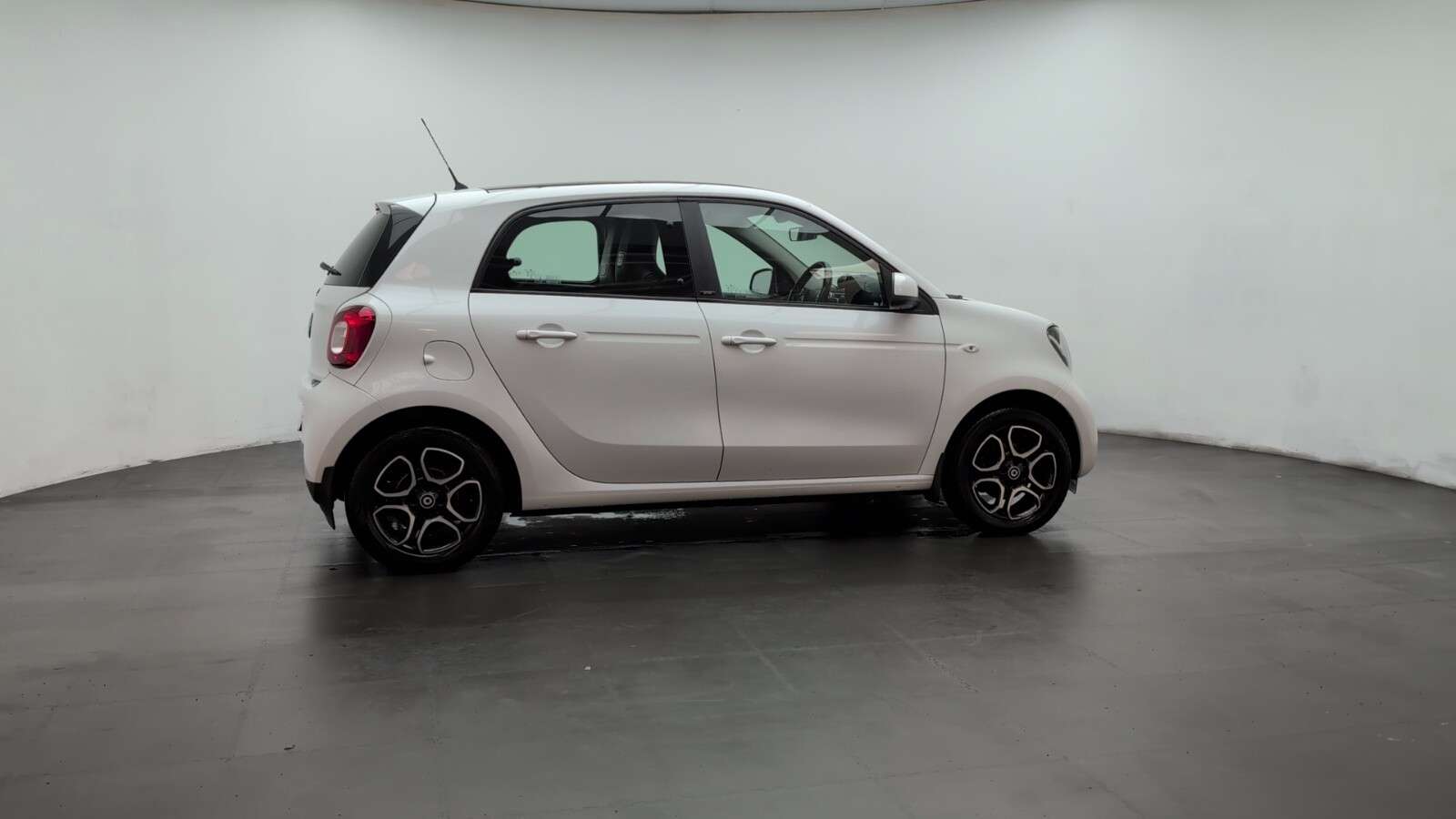 2017 SMART FORFOUR 2017 SMART FORFOUR