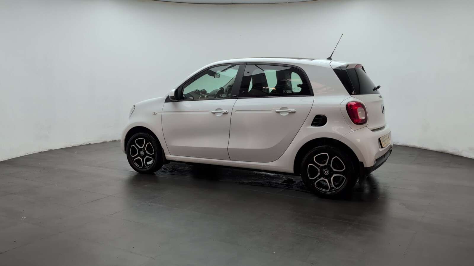 2017 SMART FORFOUR 2017 SMART FORFOUR