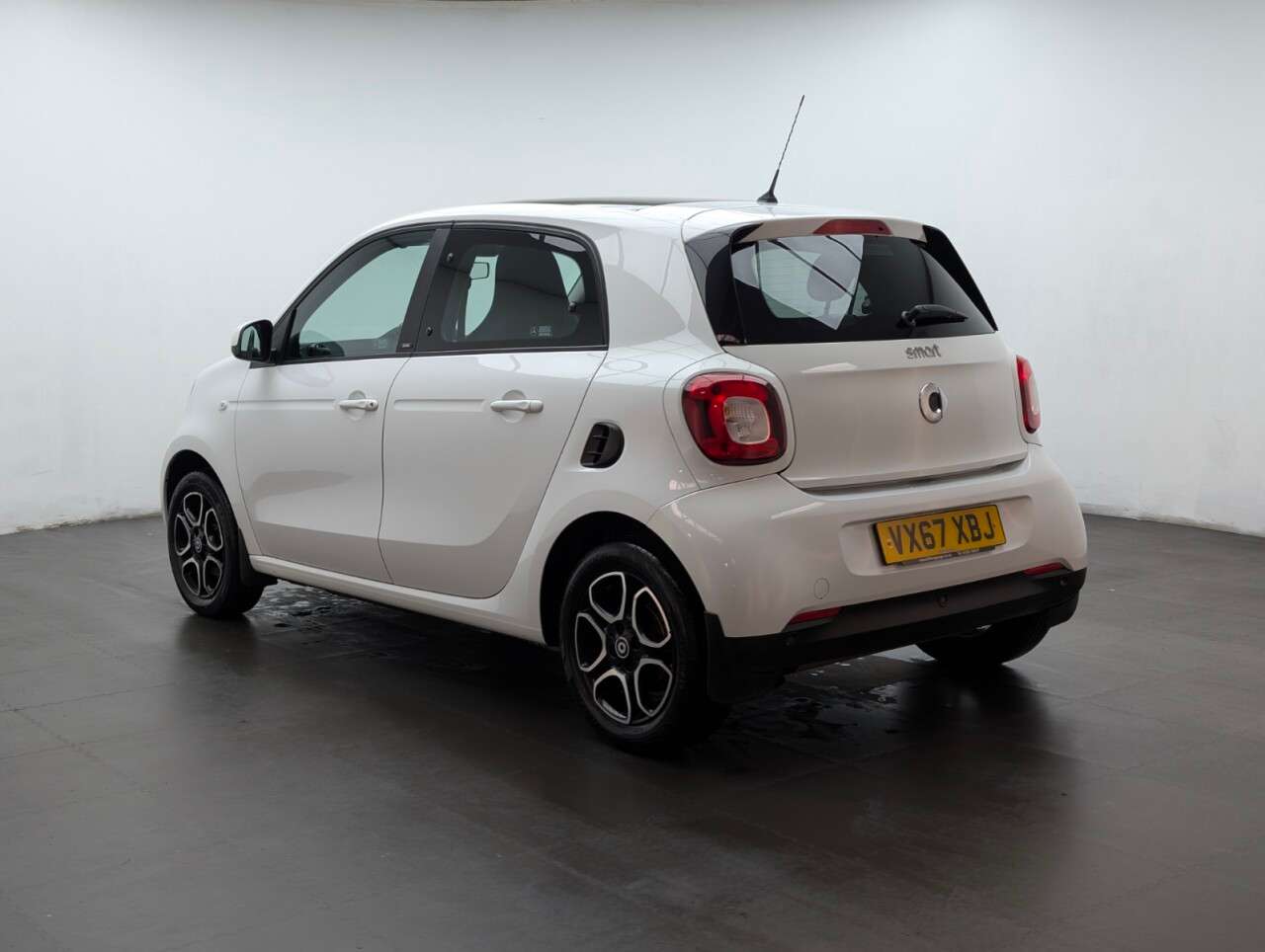 2017 SMART FORFOUR 2017 SMART FORFOUR