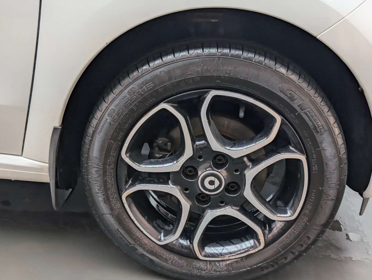 2017 SMART FORFOUR 2017 SMART FORFOUR