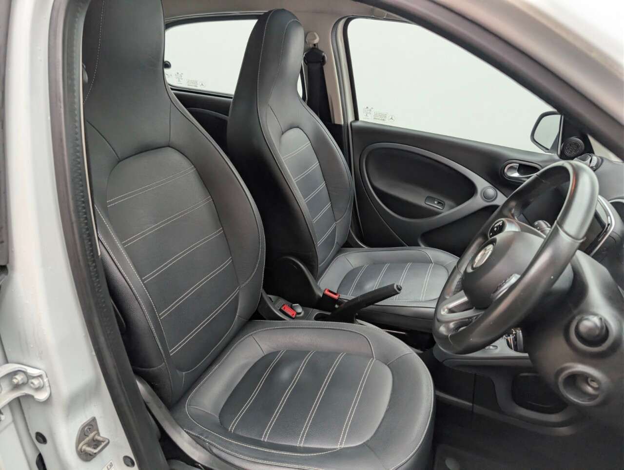 2017 SMART FORFOUR 2017 SMART FORFOUR