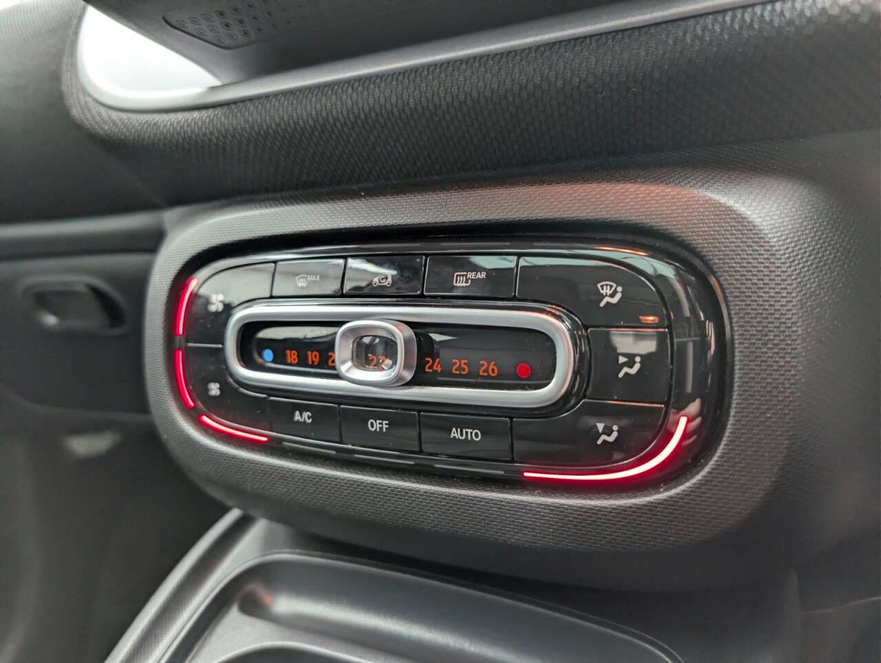 2017 SMART FORFOUR 2017 SMART FORFOUR