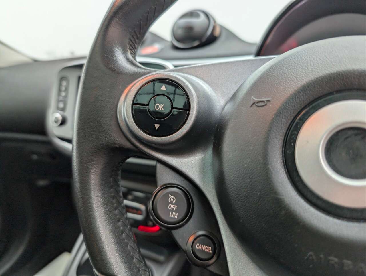 2017 SMART FORFOUR 2017 SMART FORFOUR