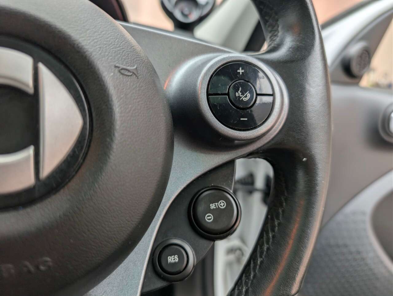 2017 SMART FORFOUR 2017 SMART FORFOUR