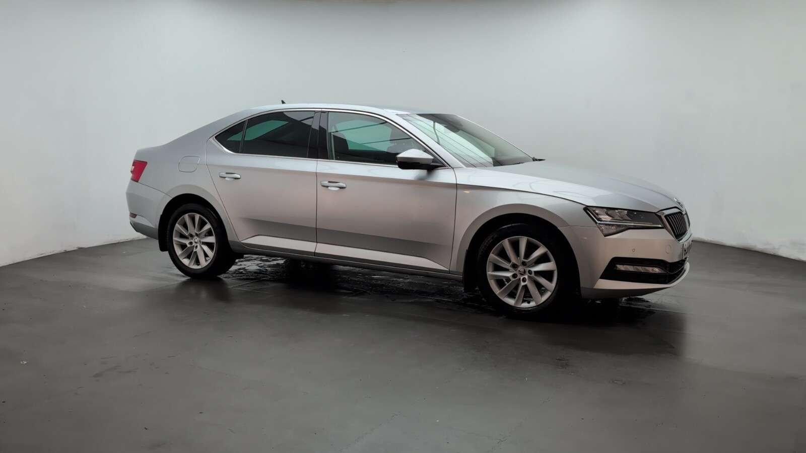 2020 SKODA SUPERB 2020 SKODA SUPERB