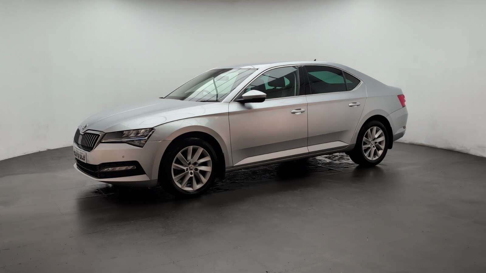 2020 SKODA SUPERB 2020 SKODA SUPERB