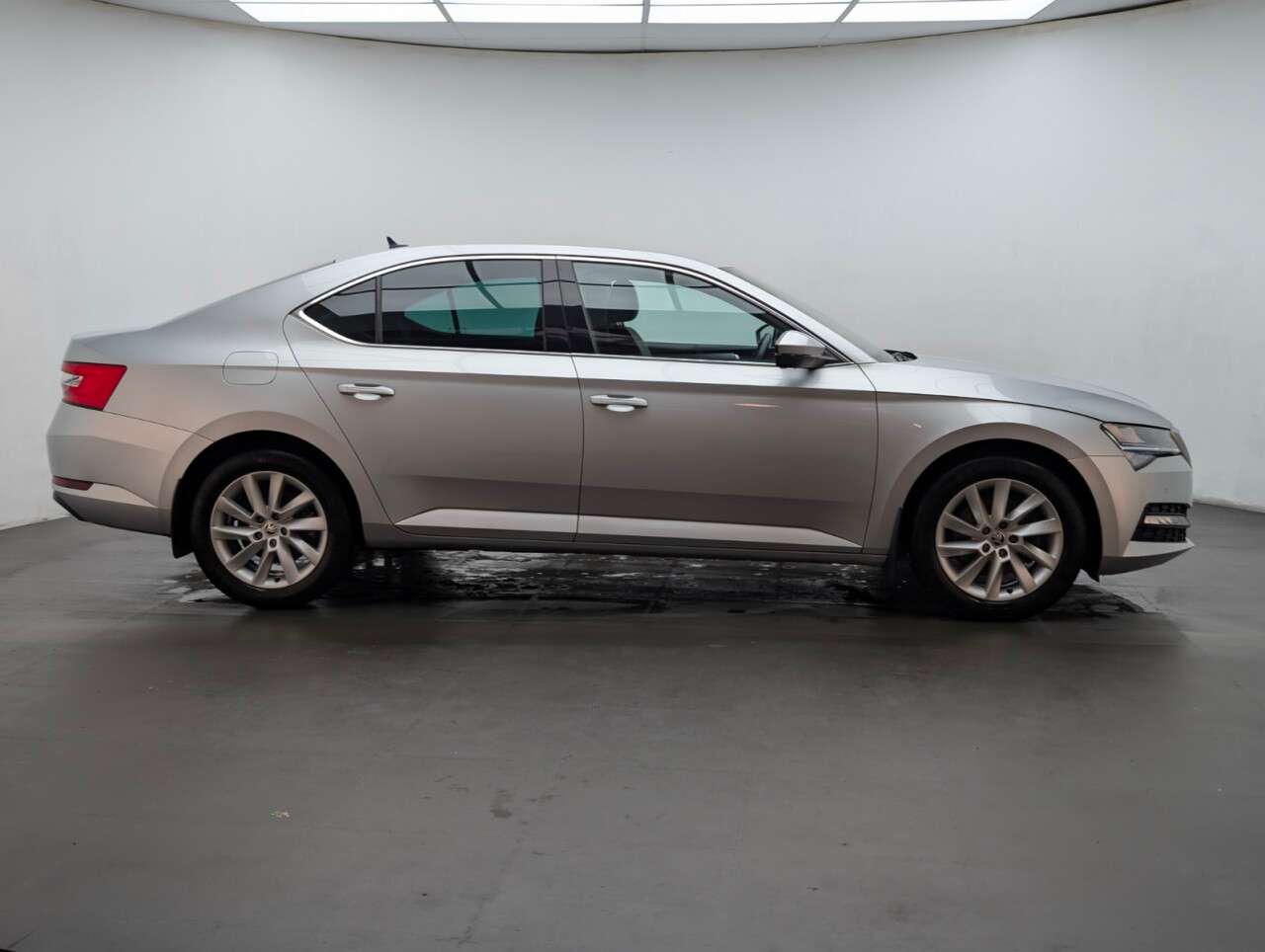 2020 SKODA SUPERB 2020 SKODA SUPERB