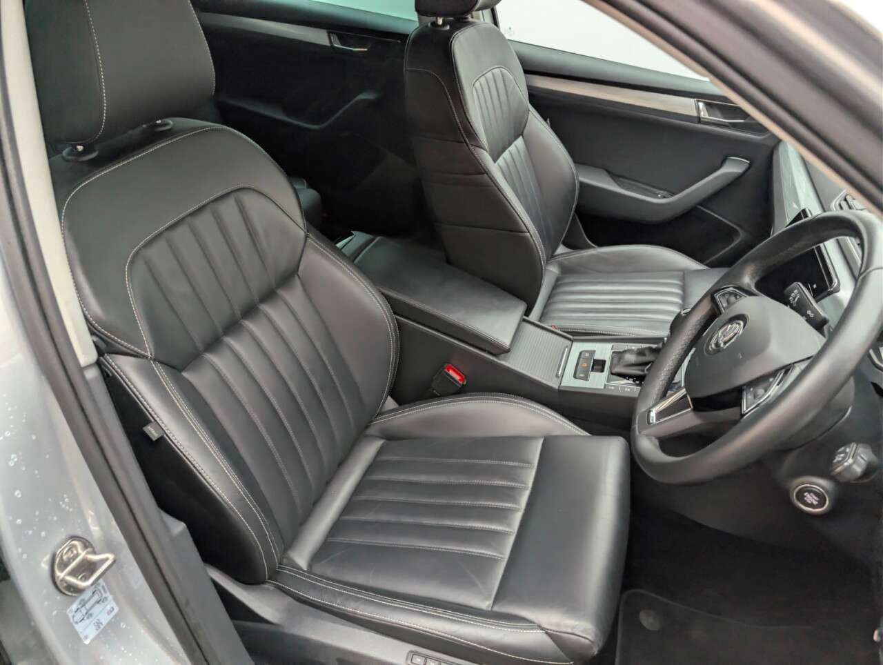 2020 SKODA SUPERB 2020 SKODA SUPERB