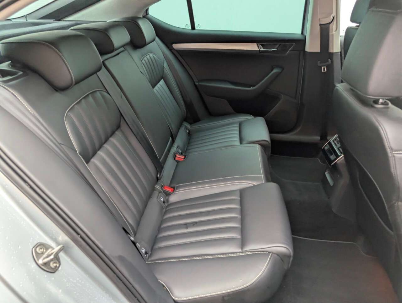 2020 SKODA SUPERB 2020 SKODA SUPERB