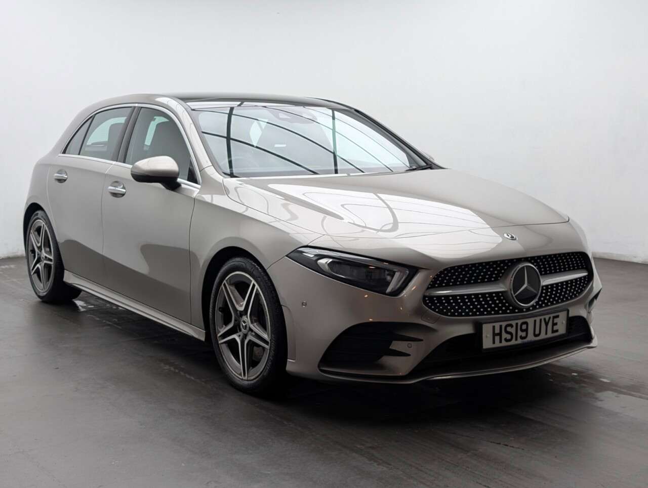 A 2019 MERCEDES-BENZ A CLASS 2.0 A250 AMG Line (Premium Plus) Hatchback 5dr Petrol 7G-DCT Euro 6 (s/s) ( A 2019 MERCEDES-BENZ A CLASS 2.0 A250 AMG Line (Premium Plus) Hatchback 5dr Petrol 7G-DCT Euro 6 (s/s) (