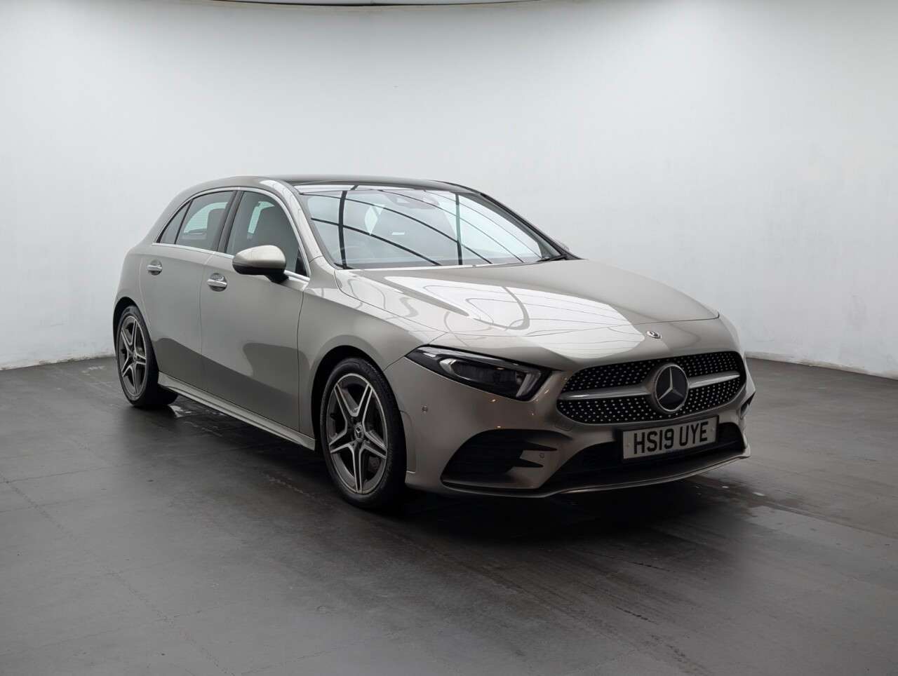 A 2019 MERCEDES-BENZ A CLASS 2.0 A250 AMG Line (Premium Plus) Hatchback 5dr Petrol 7G-DCT Euro 6 (s/s) ( A 2019 MERCEDES-BENZ A CLASS 2.0 A250 AMG Line (Premium Plus) Hatchback 5dr Petrol 7G-DCT Euro 6 (s/s) (