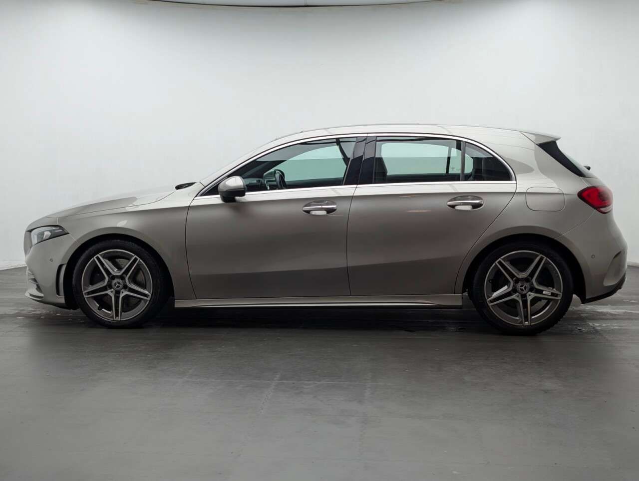 2019 MERCEDES-BENZ A CLASS 2019 MERCEDES-BENZ A CLASS