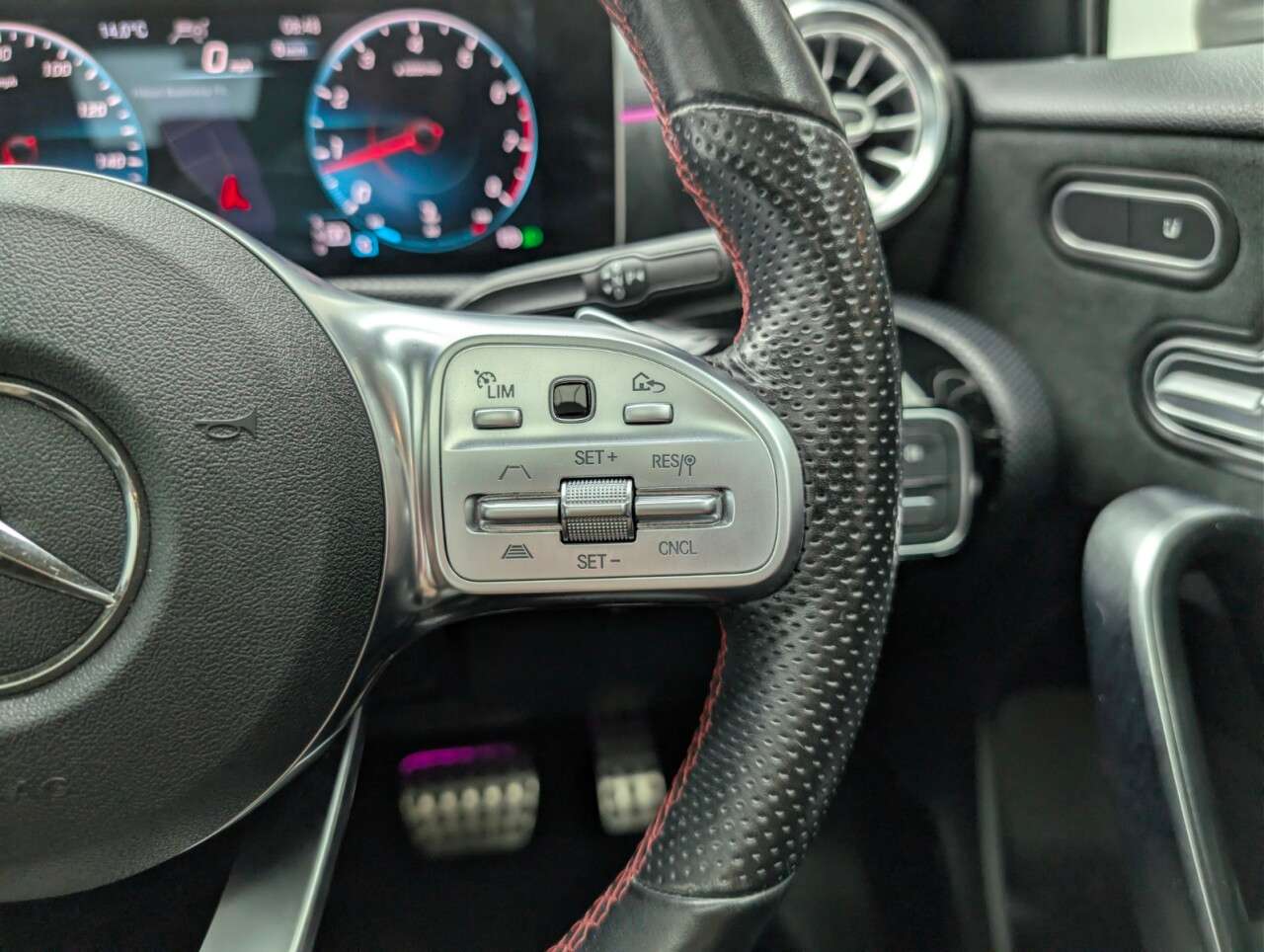 2019 MERCEDES-BENZ A CLASS 2019 MERCEDES-BENZ A CLASS