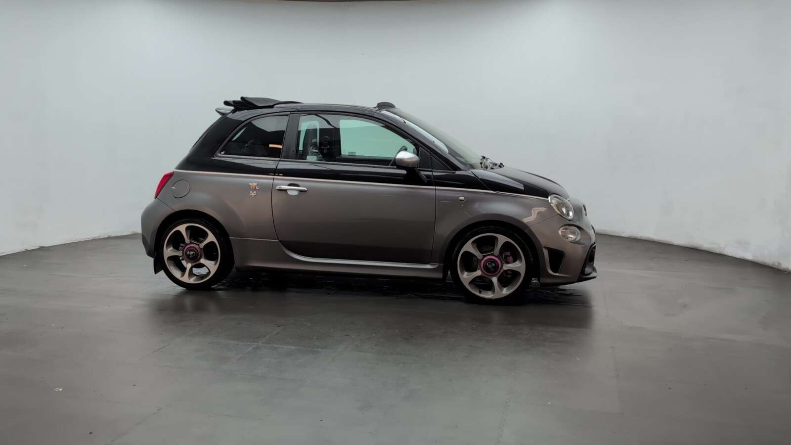 2016 ABARTH 595C 2016 ABARTH 595C