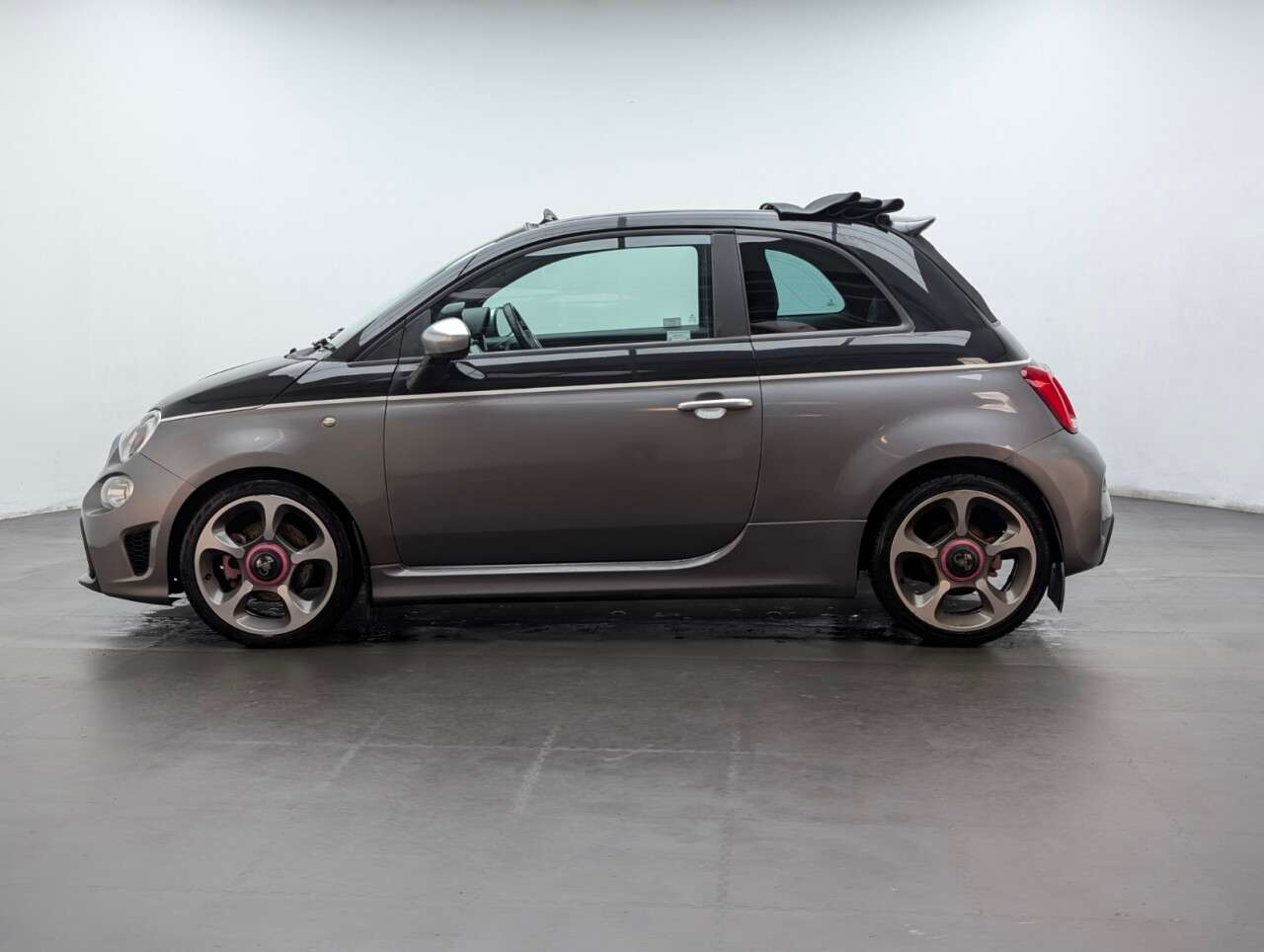 2016 ABARTH 595C 2016 ABARTH 595C