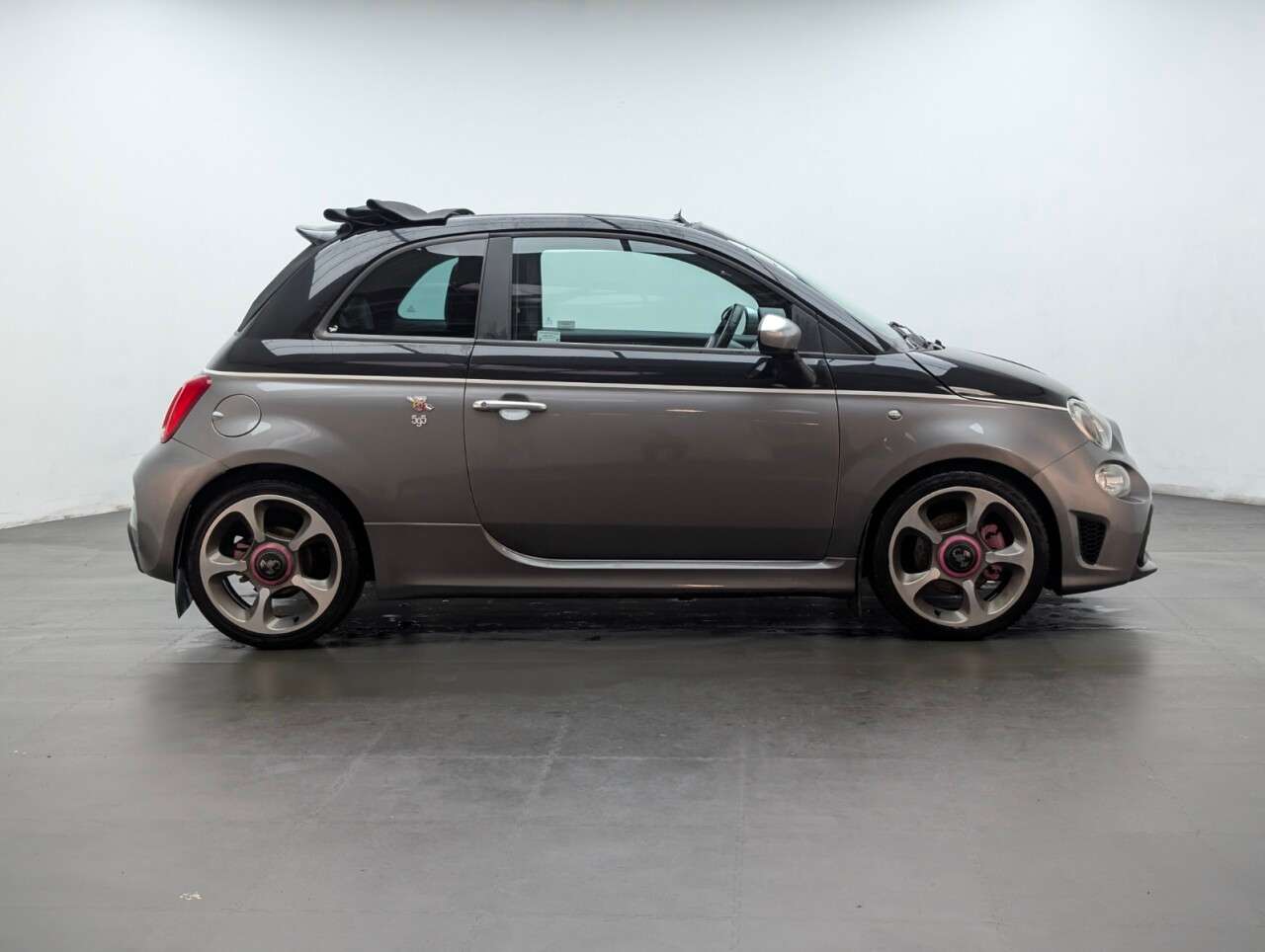 2016 ABARTH 595C 2016 ABARTH 595C