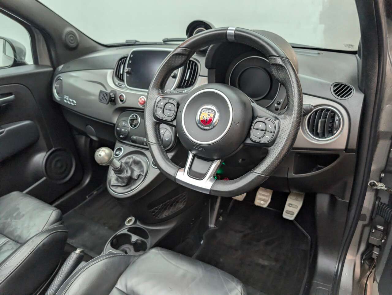 2016 ABARTH 595C 2016 ABARTH 595C