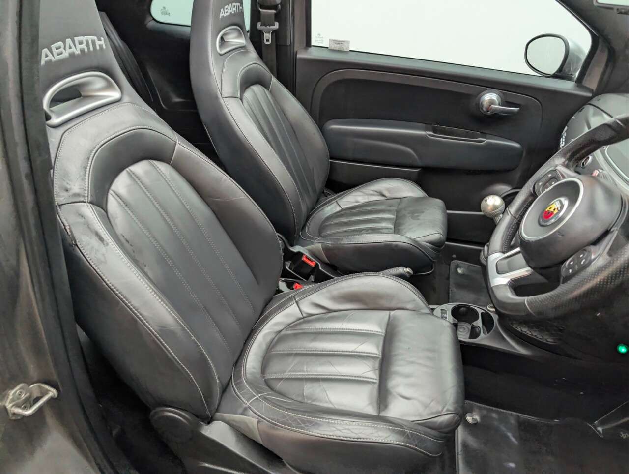 2016 ABARTH 595C 2016 ABARTH 595C