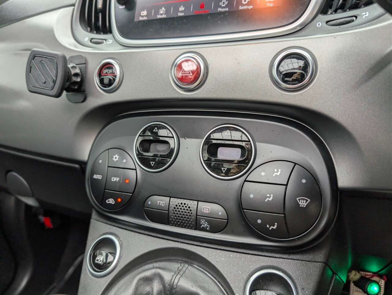 2016 ABARTH 595C 2016 ABARTH 595C