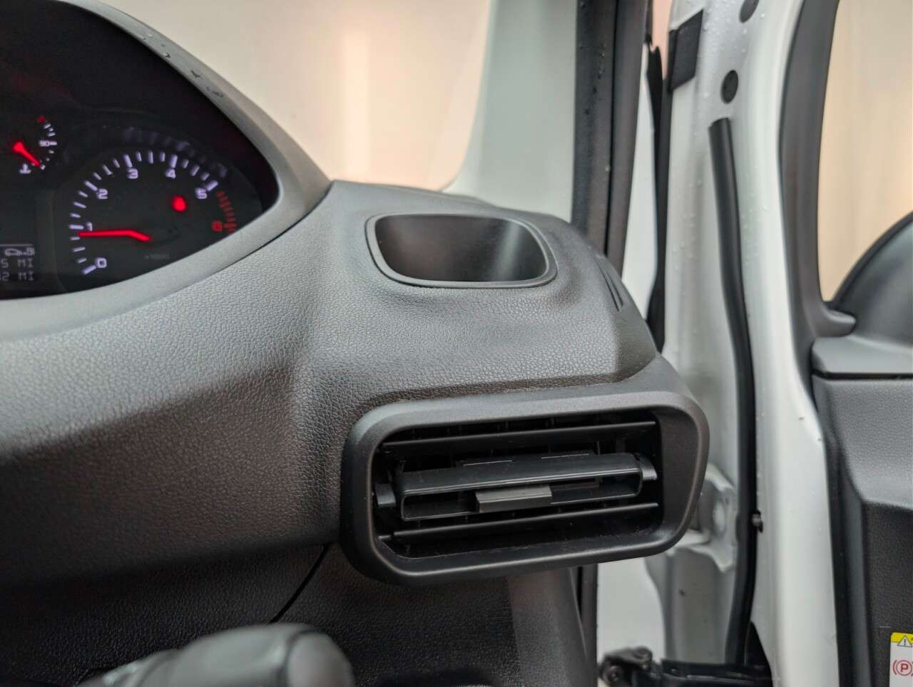 2021 PEUGEOT PARTNER 2021 PEUGEOT PARTNER