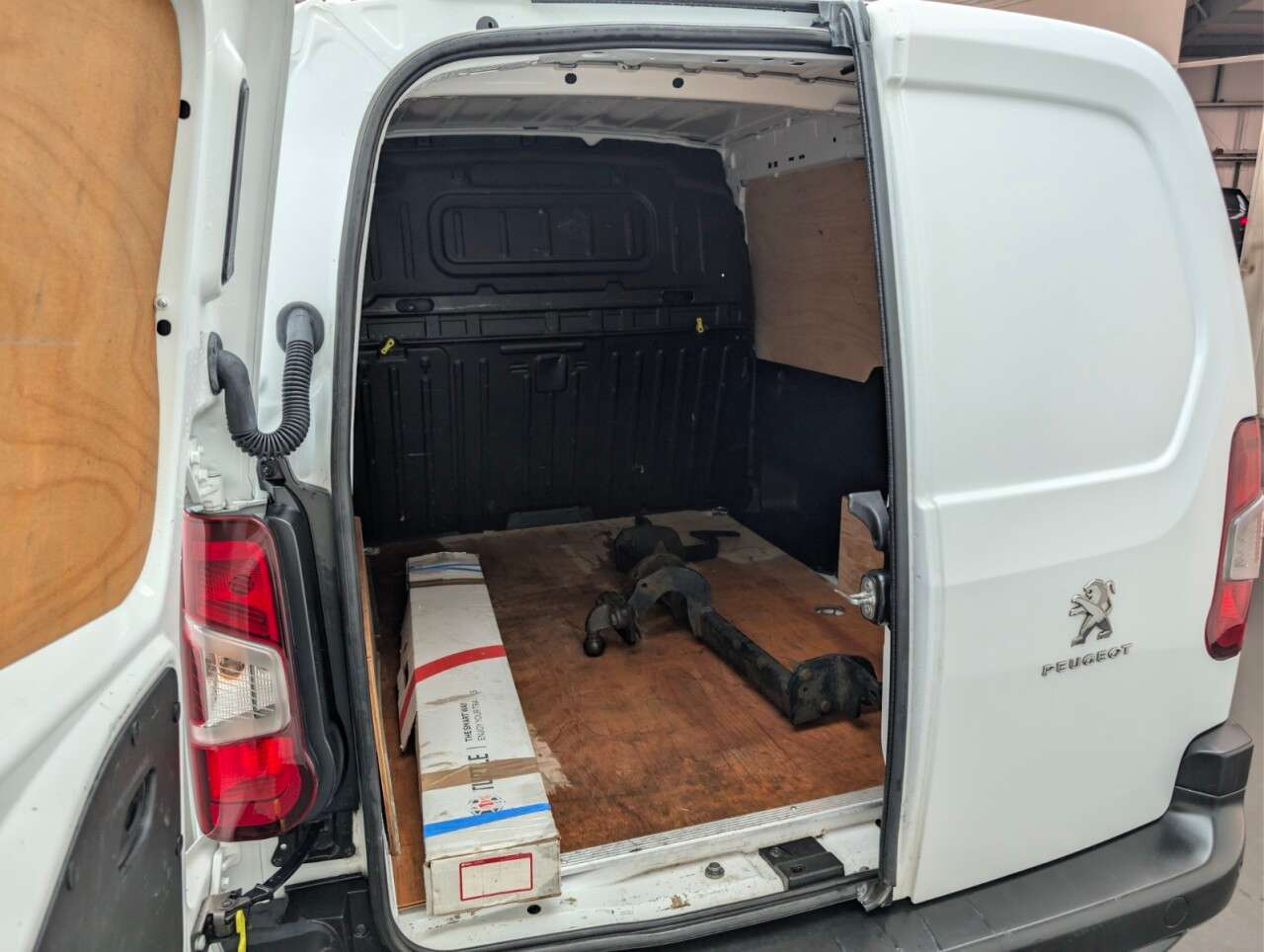 2021 PEUGEOT PARTNER 2021 PEUGEOT PARTNER