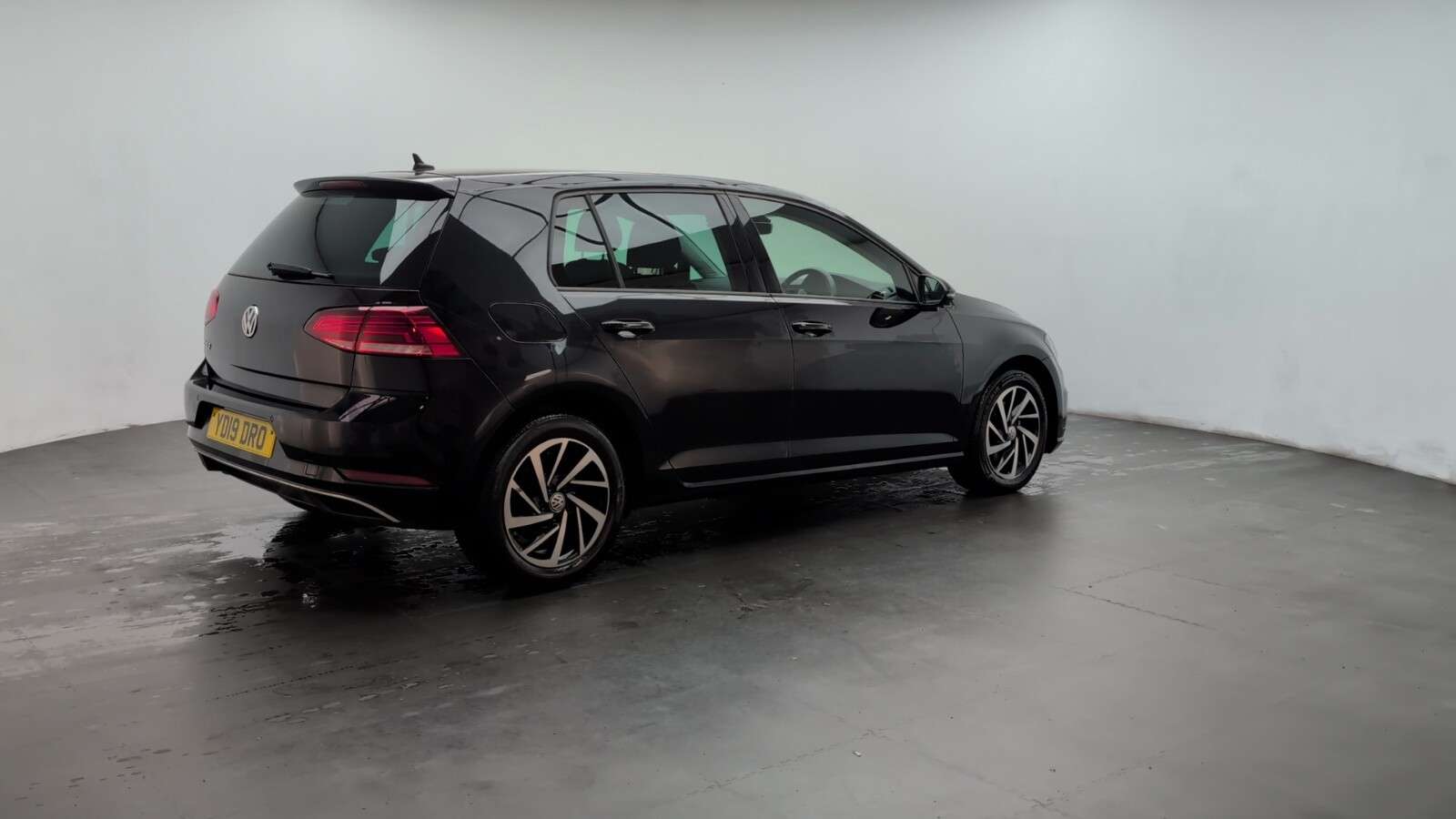 2019 VOLKSWAGEN GOLF 2019 VOLKSWAGEN GOLF