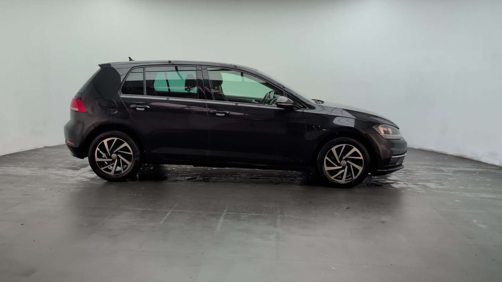 2019 VOLKSWAGEN GOLF 2019 VOLKSWAGEN GOLF
