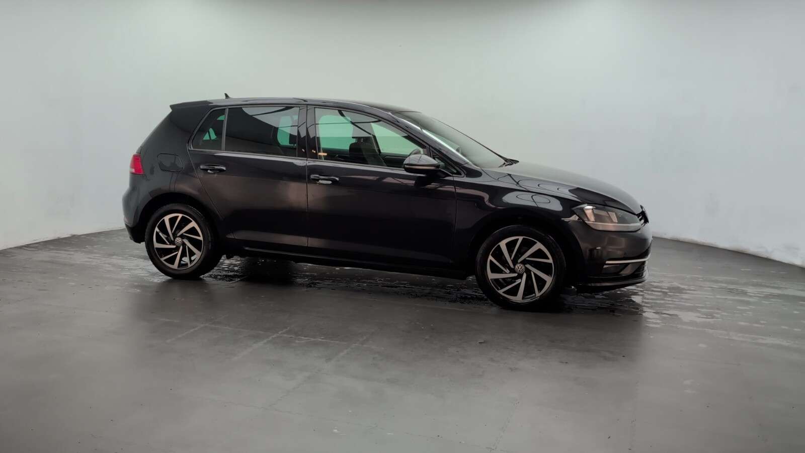 2019 VOLKSWAGEN GOLF 2019 VOLKSWAGEN GOLF