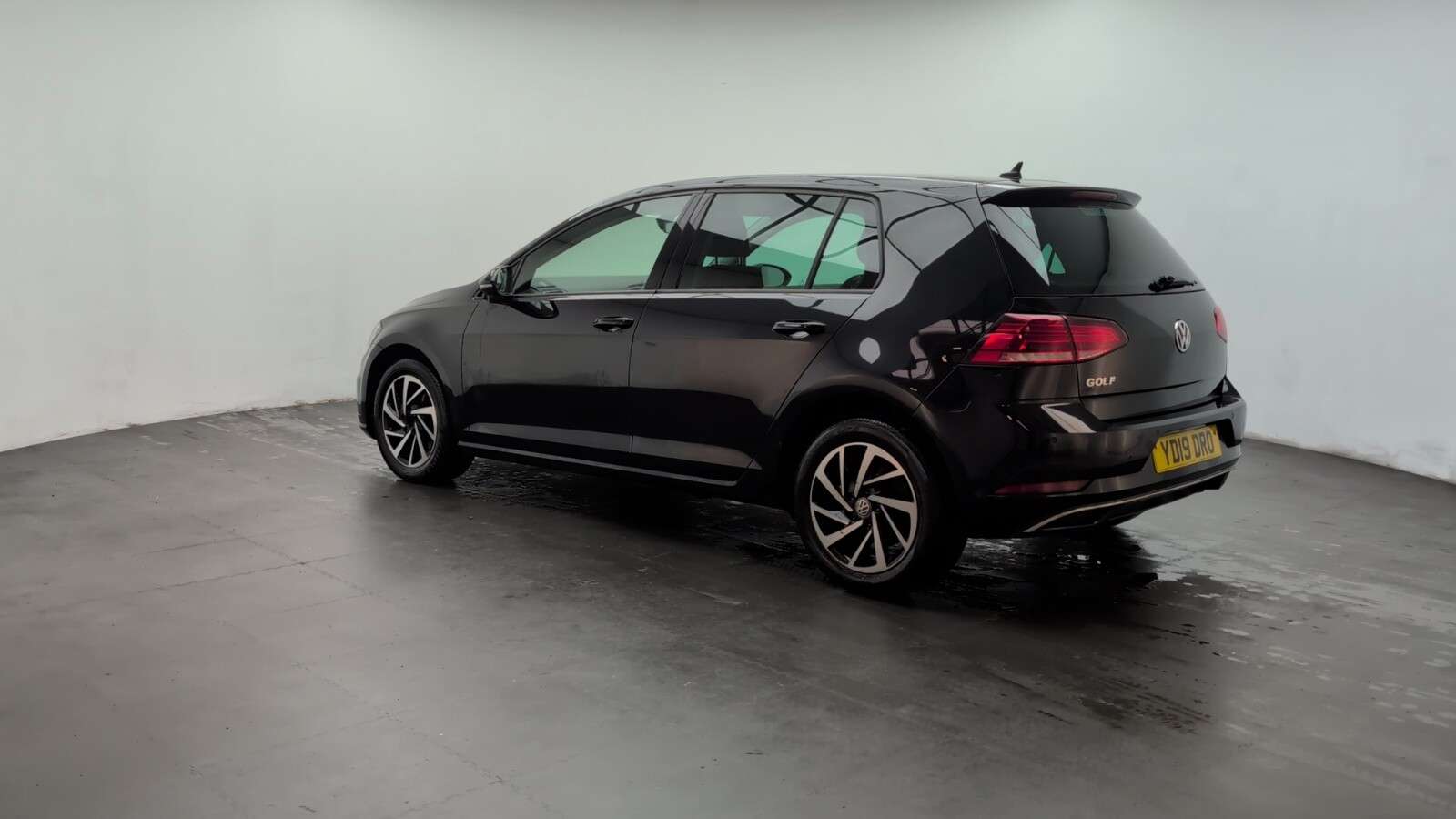 2019 VOLKSWAGEN GOLF 2019 VOLKSWAGEN GOLF