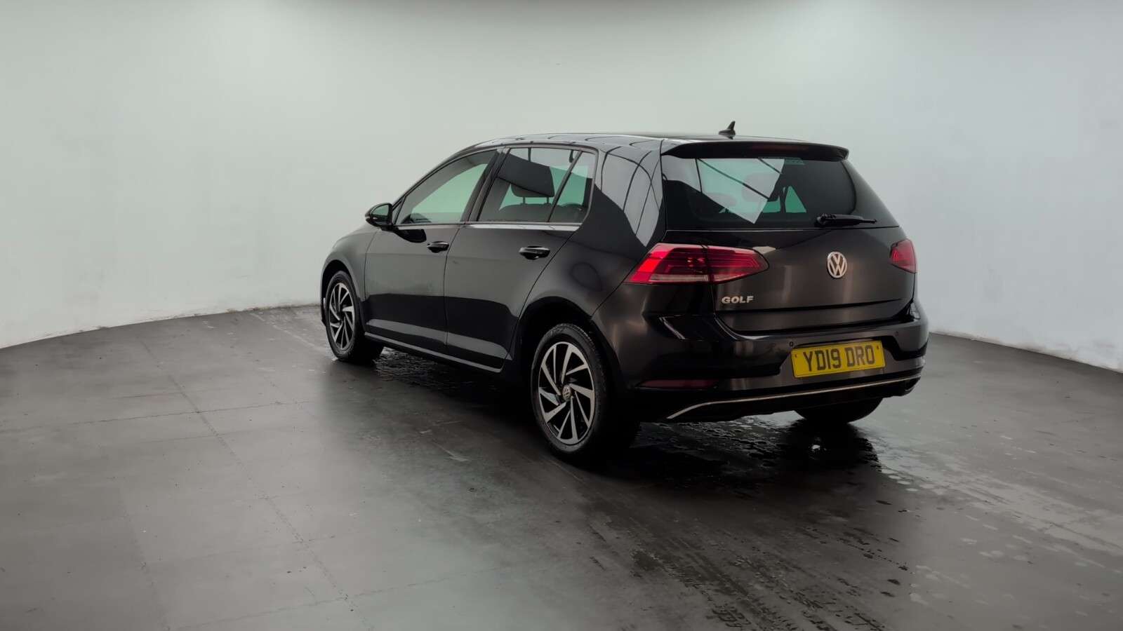 2019 VOLKSWAGEN GOLF 2019 VOLKSWAGEN GOLF