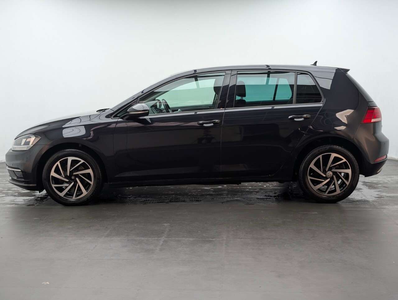 2019 VOLKSWAGEN GOLF 2019 VOLKSWAGEN GOLF