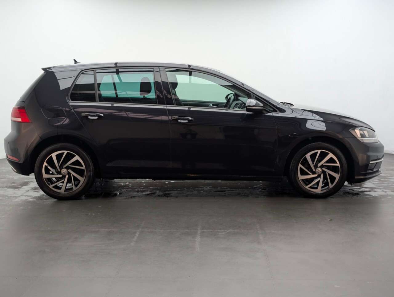 2019 VOLKSWAGEN GOLF 2019 VOLKSWAGEN GOLF