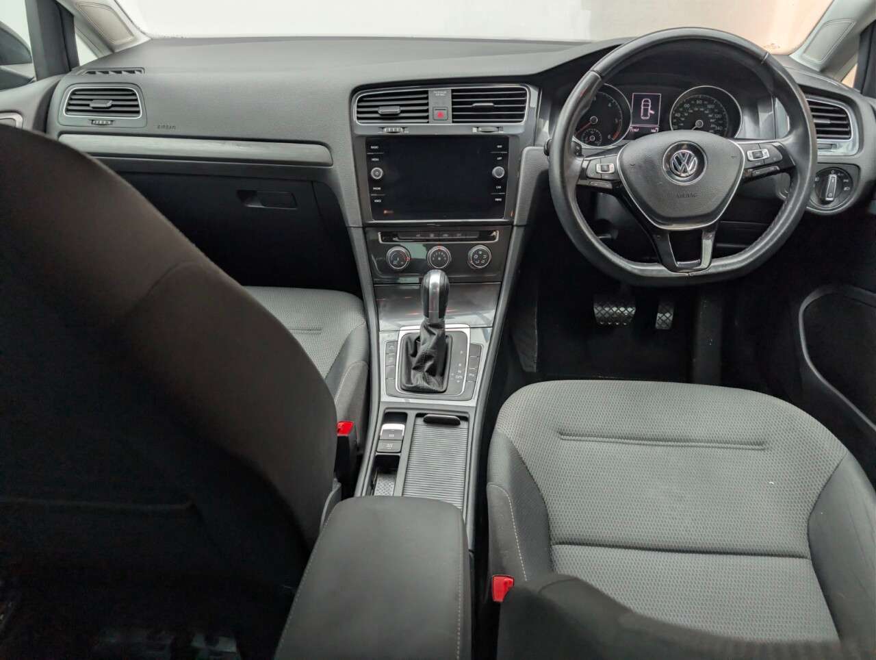 2019 VOLKSWAGEN GOLF 2019 VOLKSWAGEN GOLF