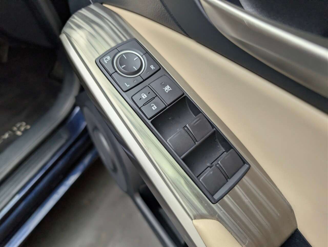 2019 LEXUS IS 2019 LEXUS IS