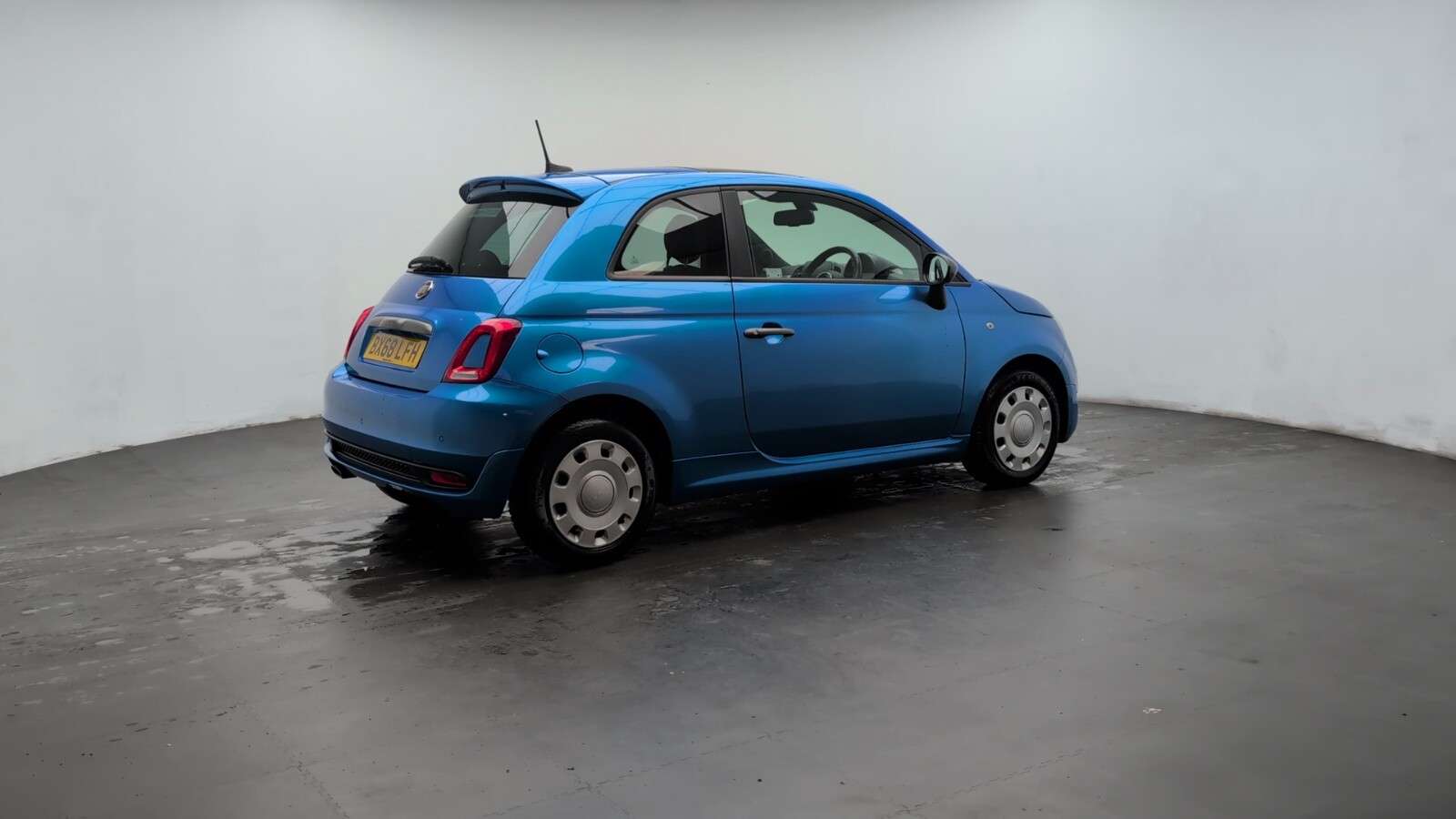 2018 FIAT 500 2018 FIAT 500