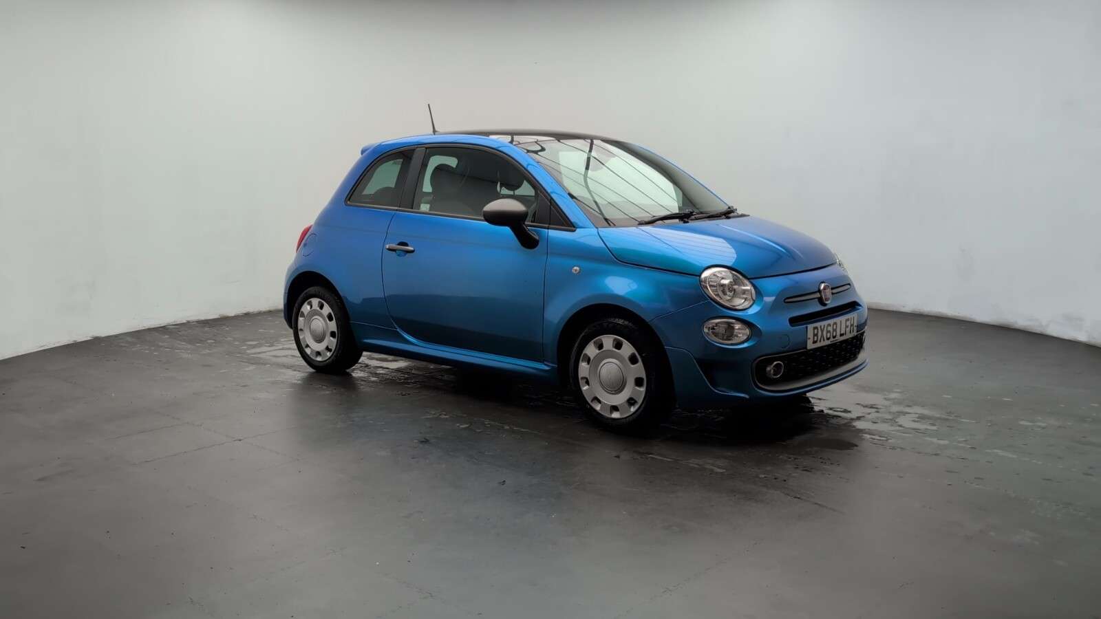 2018 FIAT 500 2018 FIAT 500