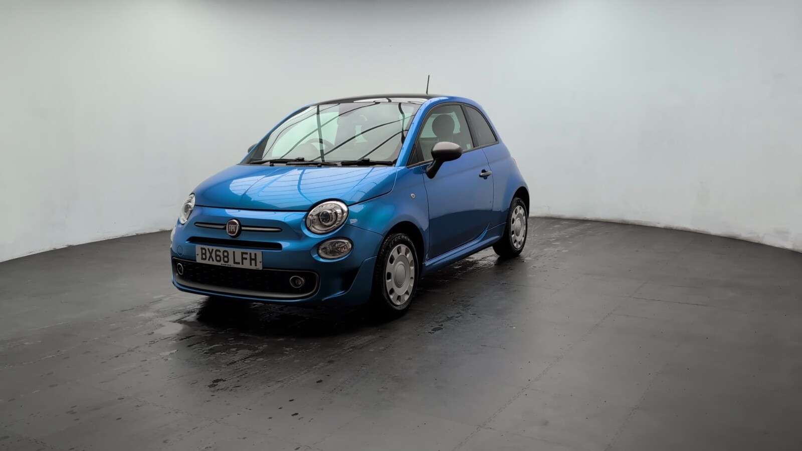 2018 FIAT 500 2018 FIAT 500