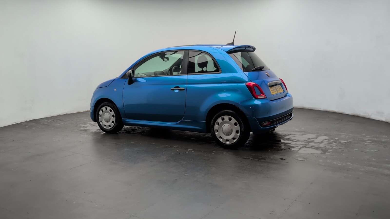 2018 FIAT 500 2018 FIAT 500