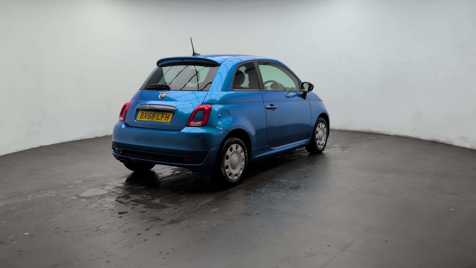 2018 FIAT 500 2018 FIAT 500