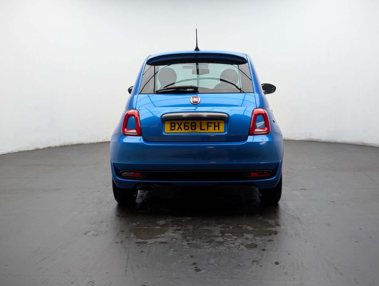 2018 FIAT 500 2018 FIAT 500