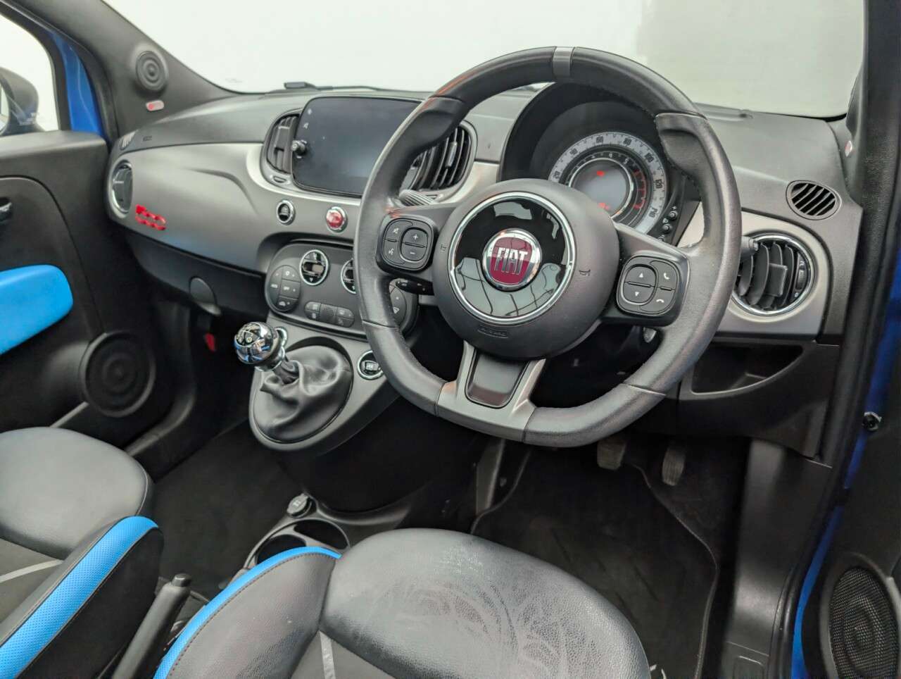 2018 FIAT 500 2018 FIAT 500