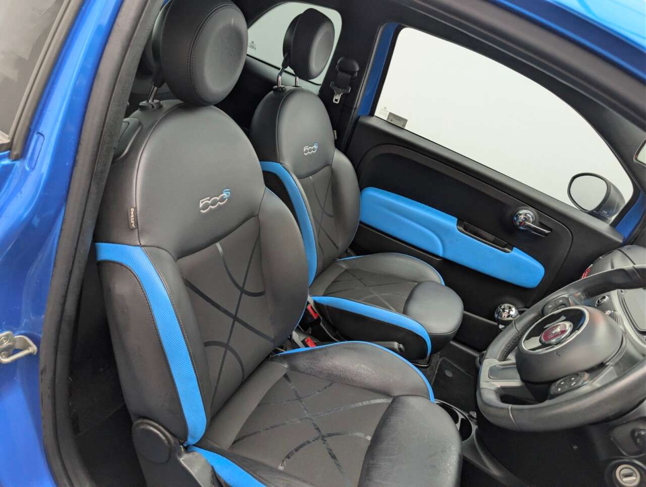 2018 FIAT 500 2018 FIAT 500