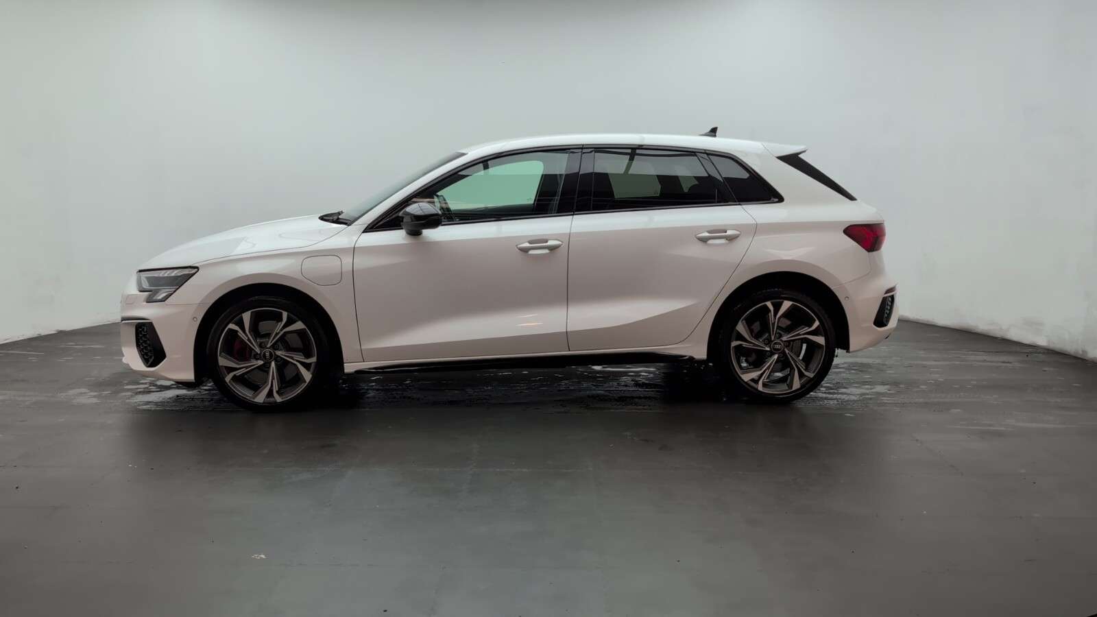 2021 AUDI A3 2021 AUDI A3