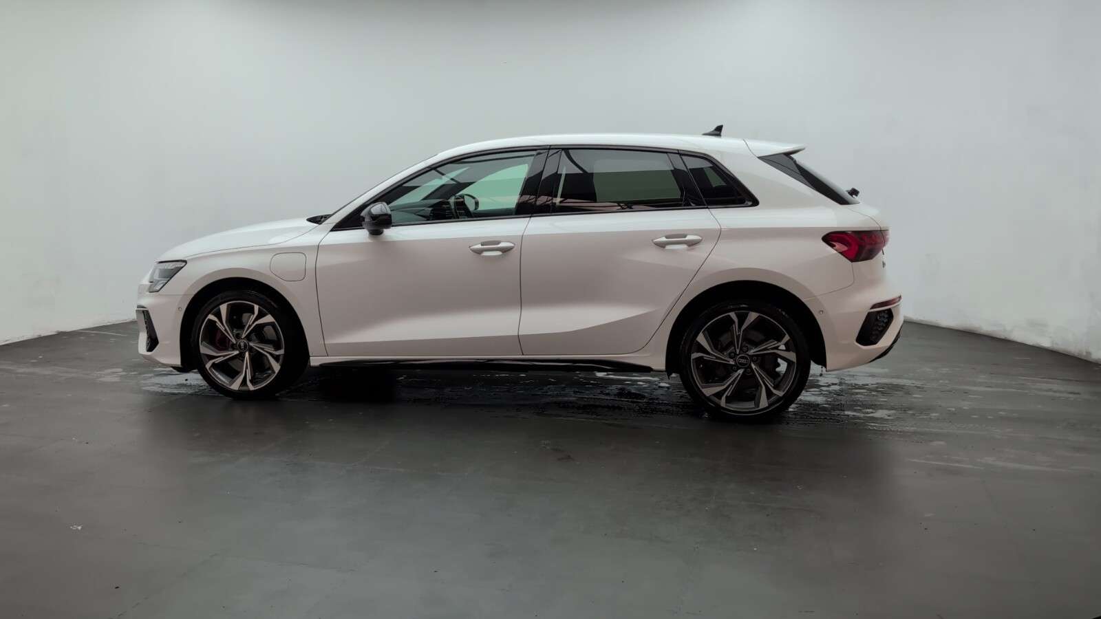 2021 AUDI A3 2021 AUDI A3